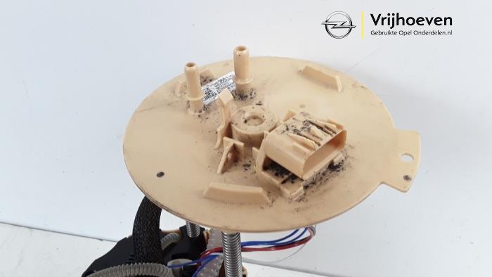 Pompe carburant électrique d'un Opel Astra K Sports Tourer 1.6 CDTI 110 16V 2016