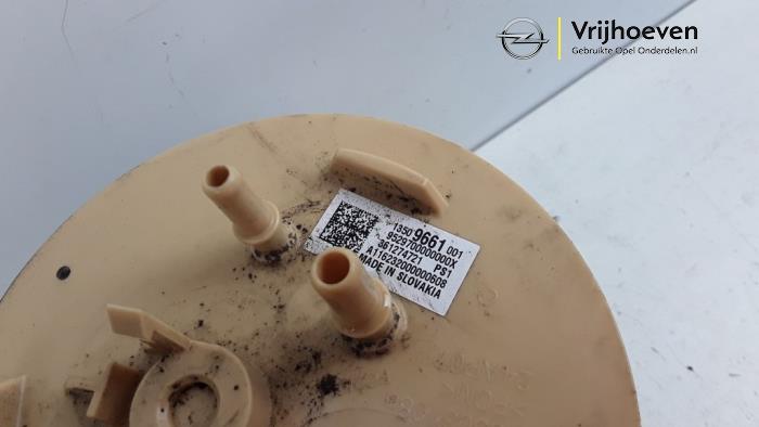 Pompe carburant électrique d'un Opel Astra K Sports Tourer 1.6 CDTI 110 16V 2016