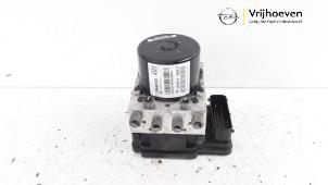Gebrauchte ABS Pumpe Opel Zafira Tourer (P12) 1.4 Turbo 16V EcoFLEX Preis € 80,00 Margenregelung angeboten von Autodemontage Vrijhoeven B.V.