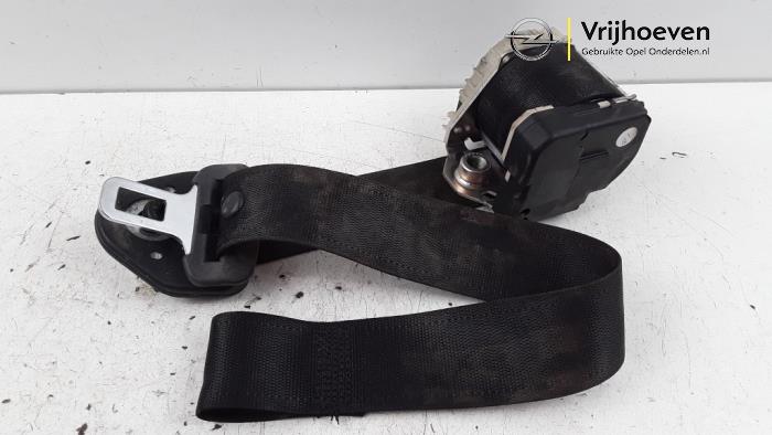 Front seatbelt, right from a Opel Astra H Twin Top (L67) 1.6 16V 2009