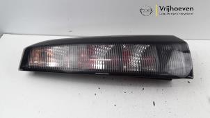 Używane Tylne swiatlo pozycyjne prawe Opel Meriva 1.6 16V Cena € 30,00 Procedura marży oferowane przez Autodemontage Vrijhoeven B.V.