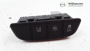 Usados Interruptor ESP Opel Karl 1.0 12V Precio € 15,00 Norma de margen ofrecido por Autodemontage Vrijhoeven B.V.