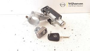 Gebrauchte Schlossset Opel Meriva 1.4 Turbo 16V Ecotec Preis € 50,00 Margenregelung angeboten von Autodemontage Vrijhoeven B.V.