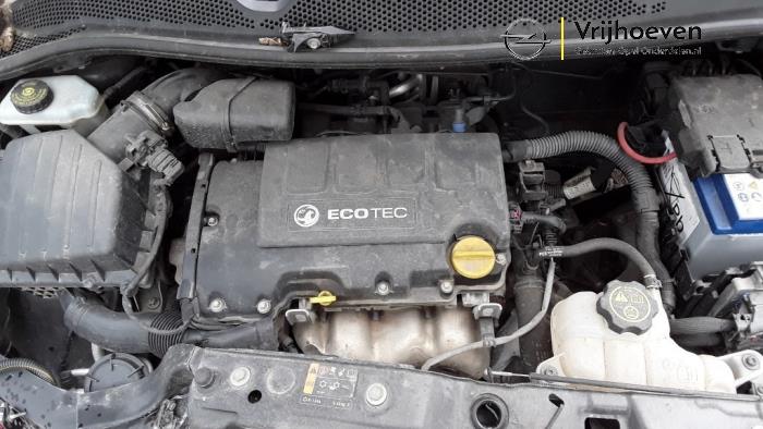 Engine Opel Adam 1.2 16V - 55574849 B12XEL B12XEL