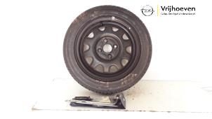 Used Jackkit + spare wheel Opel Agila (A) 1.0 12V Twin Port Price € 25,00 Margin scheme offered by Autodemontage Vrijhoeven B.V.