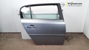 Used Rear door 4-door, right Opel Signum (F48) 2.2 DGI 16V Price € 40,00 Margin scheme offered by Autodemontage Vrijhoeven B.V.