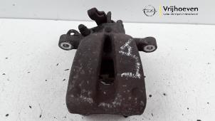 Used Rear brake calliper, left Opel Tigra Twin Top 1.4 16V Price € 50,00 Margin scheme offered by Autodemontage Vrijhoeven B.V.