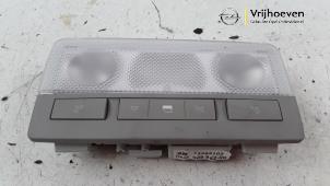 Używane Oswietlenie wewnetrzne przód Opel Meriva 1.4 Turbo 16V Ecotec Cena € 20,00 Procedura marży oferowane przez Autodemontage Vrijhoeven B.V.