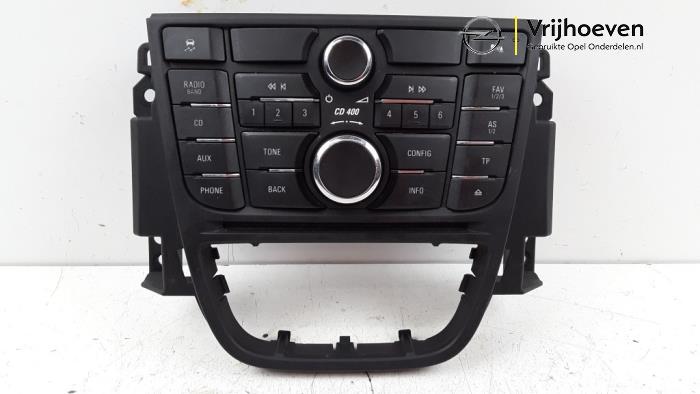 Używane Panel obslugi radia Opel Meriva (B) 1.4 Turbo 16V Ecotec Cena € 40,00 Procedura marży oferowane przez Autodemontage Vrijhoeven B.V.