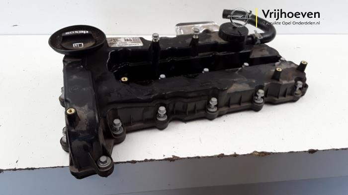 Usagé Couvercle soupapes Opel Astra K Sports Tourer 1.6 CDTI 110 16V Prix € 40,00 Règlement à la marge proposé par Autodemontage Vrijhoeven B.V.