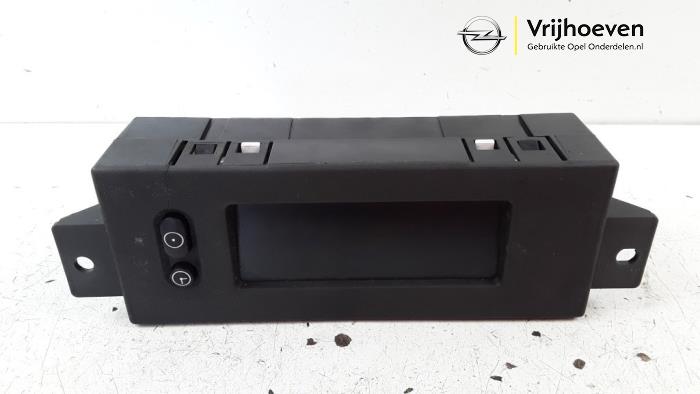 Begagnade Innerdisplay Opel Combo (Corsa C) 1.6 Pris € 20,00 Marginaltabell erbjuds av Autodemontage Vrijhoeven B.V.