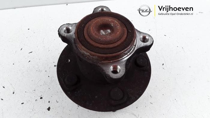 Rear wheel bearing from a Vauxhall Mokka/Mokka X 1.4 Turbo 16V 4x2 2014