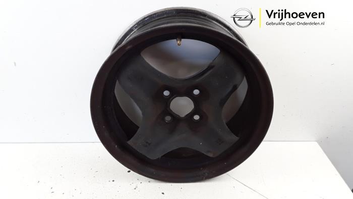 Wheel from a Opel Corsa E 1.3 CDTi 16V ecoFLEX 2015