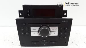 Usagé Radio/Lecteur CD Opel Corsa C (F08/68) 1.2 16V Twin Port Prix € 50,00 Règlement à la marge proposé par Autodemontage Vrijhoeven B.V.