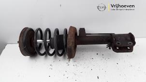 Used Front shock absorber rod, left Opel Omega B (25/26/27) 2.2 16V Price € 20,00 Margin scheme offered by Autodemontage Vrijhoeven B.V.