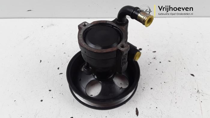 Used Power steering pump Opel Omega B (25/26/27) 2.2 16V Price € 50,00 Margin scheme offered by Autodemontage Vrijhoeven B.V.