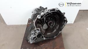 Used Gearbox Opel Tigra Twin Top 1.4 16V Price € 200,00 Margin scheme offered by Autodemontage Vrijhoeven B.V.