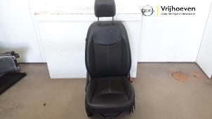 Used Seat, right Opel Karl 1.0 12V Price € 125,00 Margin scheme offered by Autodemontage Vrijhoeven B.V.