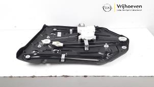 Used Rear window mechanism 2-door, right Opel Astra H Twin Top (L67) 1.8 16V Price € 75,00 Margin scheme offered by Autodemontage Vrijhoeven B.V.