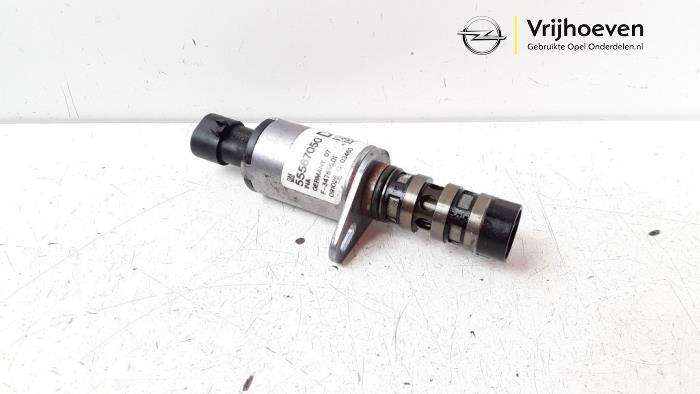 Nockenwelle Sensor van een Vauxhall Mokka/Mokka X 1.6 16V EcoFlex 4x2 2012