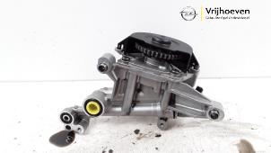 Usagé Pompe à huile Opel Astra K 1.0 SIDI Turbo 12V Prix € 75,00 Règlement à la marge proposé par Autodemontage Vrijhoeven B.V.