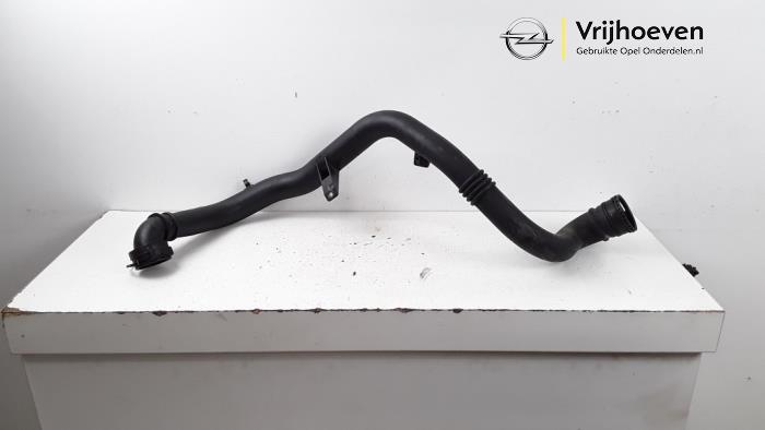 Gebrauchte Intercooler Rohr Opel Astra K 1.0 SIDI Turbo 12V Preis € 25,00 Margenregelung angeboten von Autodemontage Vrijhoeven B.V.
