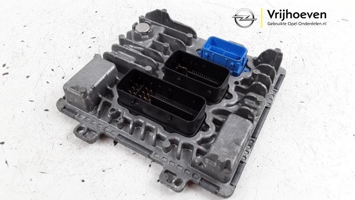Used Engine management computer Opel Astra K 1.6 CDTI 110 16V Price € 100,00 Margin scheme offered by Autodemontage Vrijhoeven B.V.