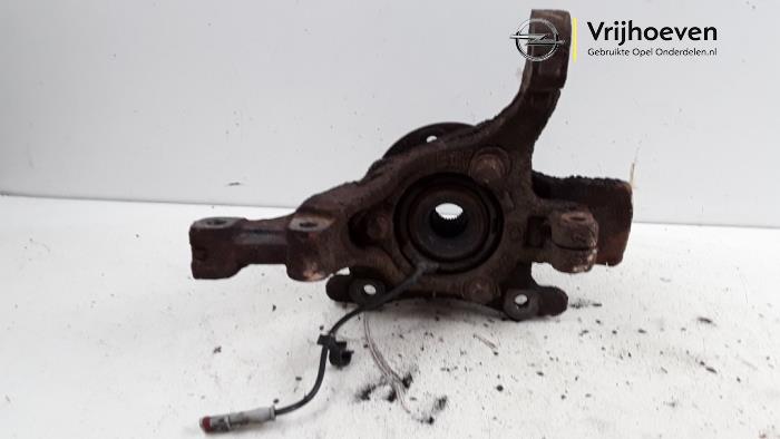 Knuckle, front right from a Opel Astra H Twin Top (L67) 1.8 16V 2007