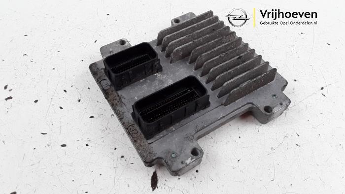 Used Engine management computer Opel Corsa D 1.0 Price € 125,00 Margin scheme offered by Autodemontage Vrijhoeven B.V.