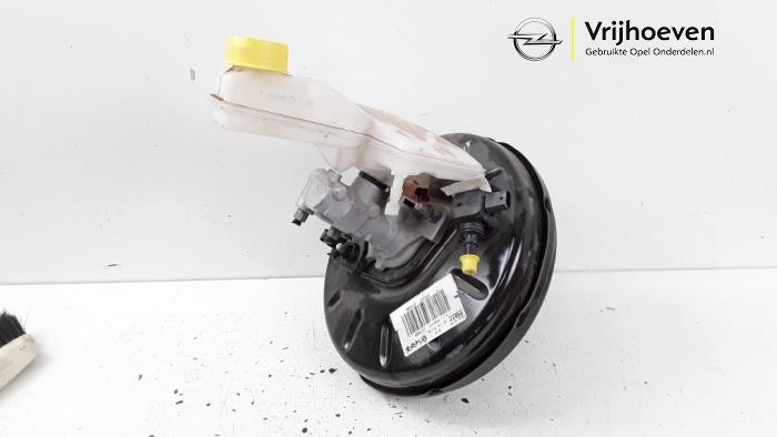 Usagé Servo frein Opel Corsa F (UB/UH/UP) 1.2 Turbo 12V 100 Prix € 45,00 Règlement à la marge proposé par Autodemontage Vrijhoeven B.V.