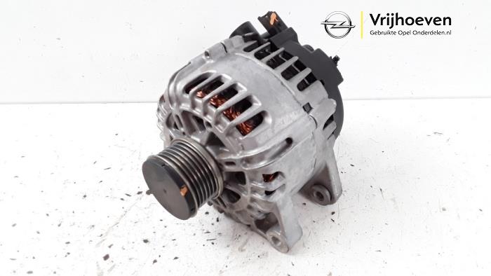 Gebrauchte Dynamo Opel Corsa F (UB/UH/UP) 1.2 Turbo 12V 100 Preis € 50,00 Margenregelung angeboten von Autodemontage Vrijhoeven B.V.
