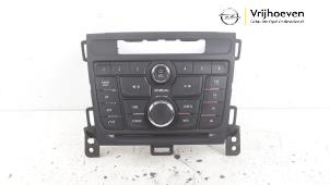 Used Radio control panel Opel Zafira Tourer (P12) 2.0 CDTI 16V 130 Ecotec Price € 50,00 Margin scheme offered by Autodemontage Vrijhoeven B.V.