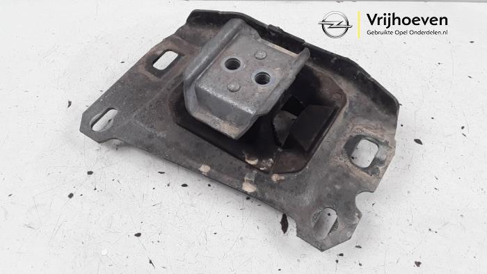 Used Engine mount Opel Combo Cargo 1.6 CDTI 100 Price € 20,00 Margin scheme offered by Autodemontage Vrijhoeven B.V.