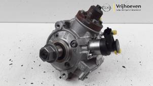 Used Mechanical fuel pump Opel Combo Cargo 1.6 CDTI 100 Price € 80,00 Margin scheme offered by Autodemontage Vrijhoeven B.V.