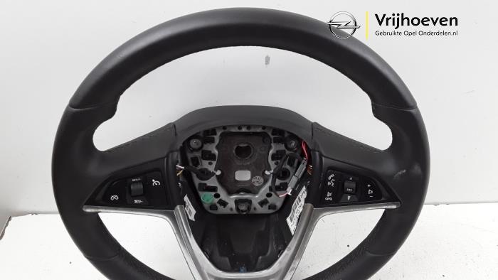 Steering wheel from a Opel Insignia 1.8 16V Ecotec 2011