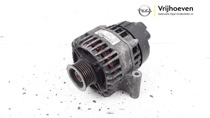 Begagnade Dynamo Opel Combo 1.3 CDTI 16V ecoFlex Pris € 30,00 Marginaltabell erbjuds av Autodemontage Vrijhoeven B.V.