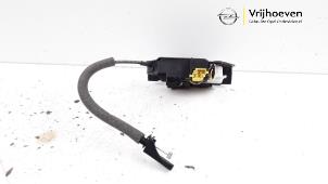 Used Tailgate lock mechanism Opel Vectra C GTS 1.8 16V Price € 80,00 Margin scheme offered by Autodemontage Vrijhoeven B.V.
