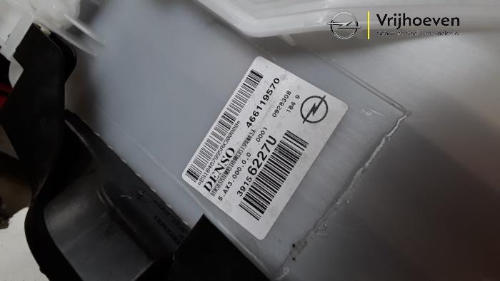 Cuerpo de calefactor de un Opel Corsa E 1.4 16V 2019