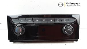 Usados Panel de control de calefacción Opel Astra K Sports Tourer 1.6 CDTI 110 16V Precio € 25,00 Norma de margen ofrecido por Autodemontage Vrijhoeven B.V.