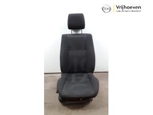 Używane Fotel prawy Opel Agila (B) 1.2 16V Cena € 50,00 Procedura marży oferowane przez Autodemontage Vrijhoeven B.V.