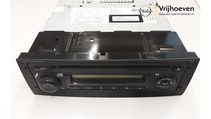 Używane Modul radiowy Opel Combo 1.3 CDTI 16V ecoFlex Cena € 70,00 Procedura marży oferowane przez Autodemontage Vrijhoeven B.V.