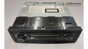 Usados Reproductor de CD y radio Opel Combo 1.3 CDTI 16V ecoFlex Precio € 70,00 Norma de margen ofrecido por Autodemontage Vrijhoeven B.V.