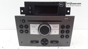 Używane Radioodtwarzacz CD Opel Meriva 1.4 16V Twinport Cena € 50,00 Procedura marży oferowane przez Autodemontage Vrijhoeven B.V.