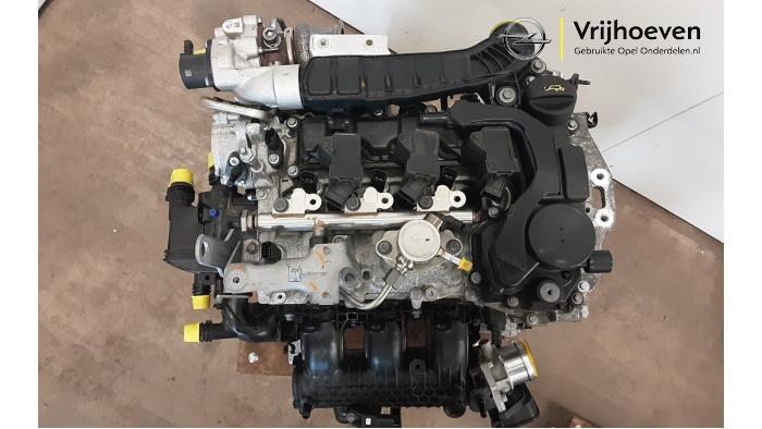 Motor van een Opel Corsa F (UB/UH/UP) 1.2 Turbo 12V 100 2020