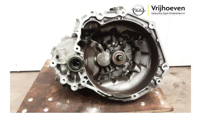 Gebrauchte Getriebe Opel Karl 1.0 12V Preis € 225,00 Margenregelung angeboten von Autodemontage Vrijhoeven B.V.