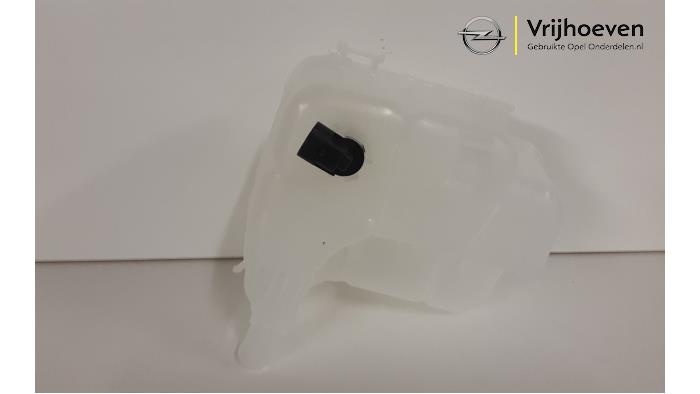 Expansion vessel from a Opel Astra 2012