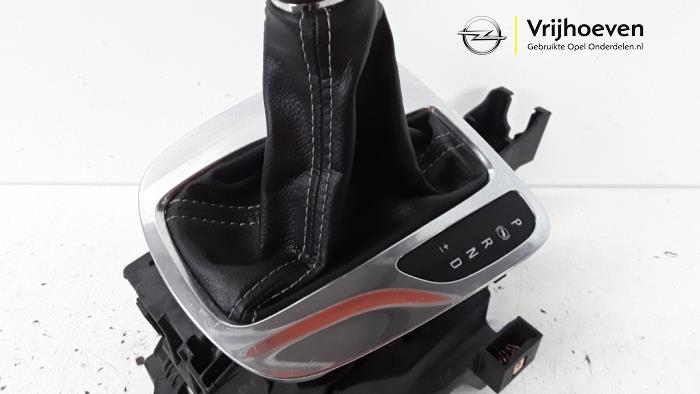 Gear stick Opel Astra K Sports Tourer 1.6 CDTI 136 16V - 13381370 6T45 