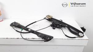 Usagé Mécanique vitre 2portes avant droite Opel Adam 1.4 16V Prix € 40,00 Règlement à la marge proposé par Autodemontage Vrijhoeven B.V.