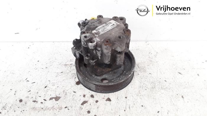Bomba de dirección asistida de un Opel Combo 1.6 CDTI 16V 2013