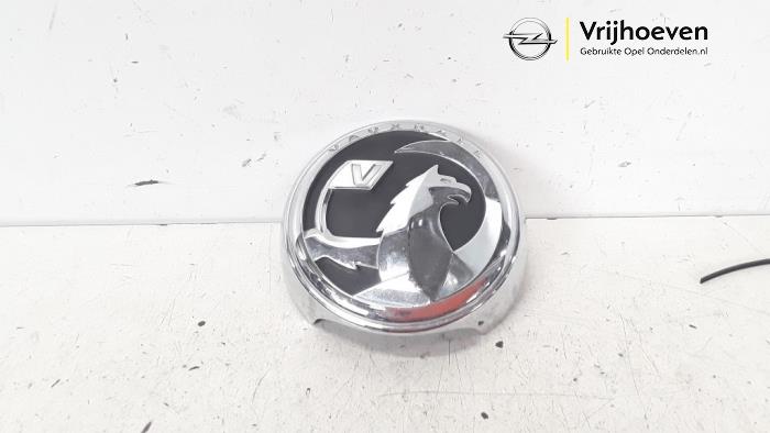 Manija del portón trasero de un Opel Astra K 1.0 Turbo 12V 2016